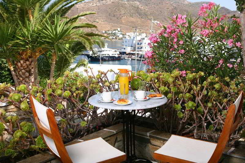 Poseidon Hotel Chora de Ios Exterior foto