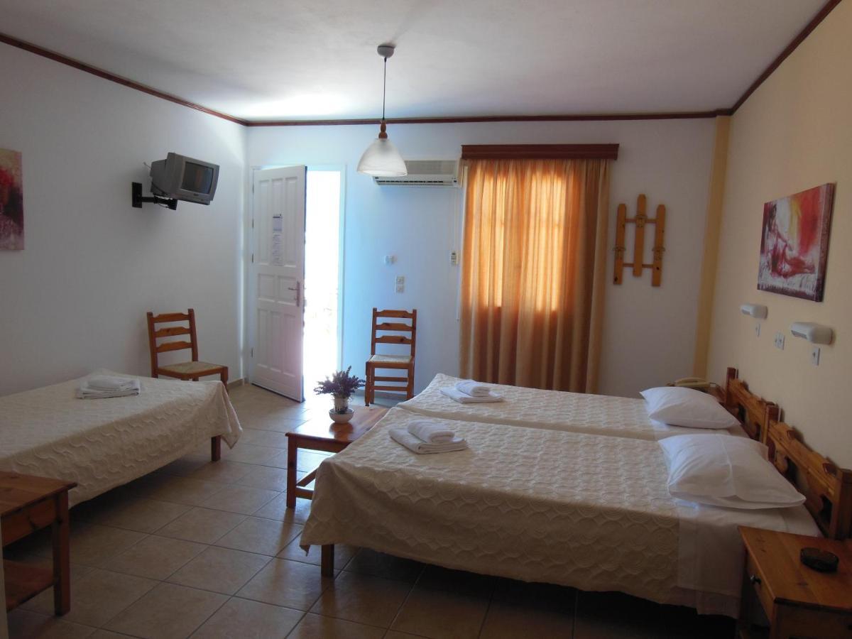Poseidon Hotel Chora de Ios Habitación foto